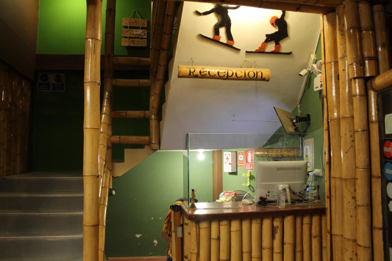 La Casa De Bamboo Hostel Ica Exterior photo